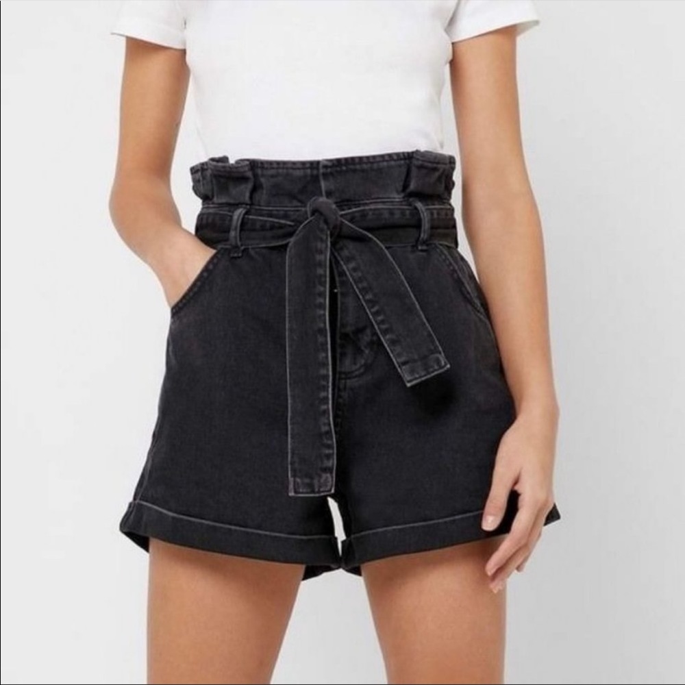 Topshop Black Denim Paperbag Tie Waist Shorts Sz 6